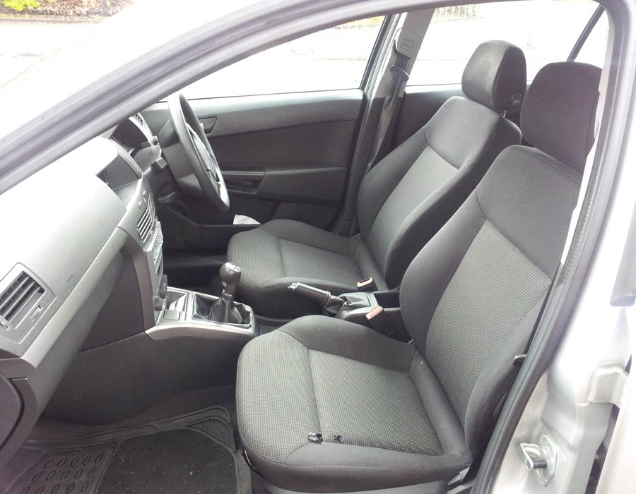 Vauxhall Astra Life seat-driver-side-front